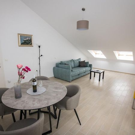 Apartment Skylight コストレナ エクステリア 写真