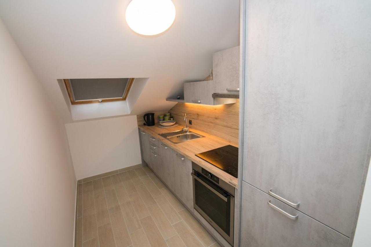 Apartment Skylight コストレナ エクステリア 写真