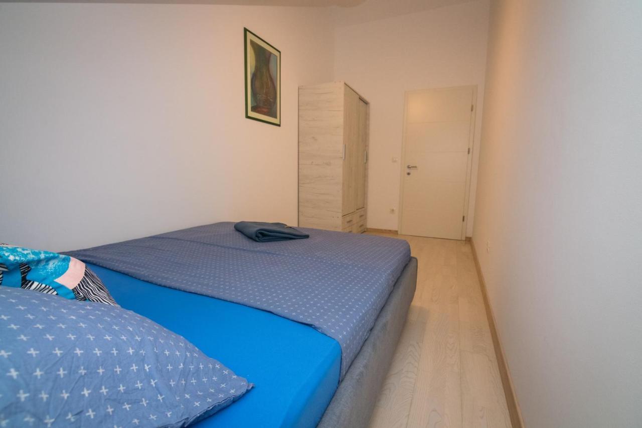 Apartment Skylight コストレナ エクステリア 写真