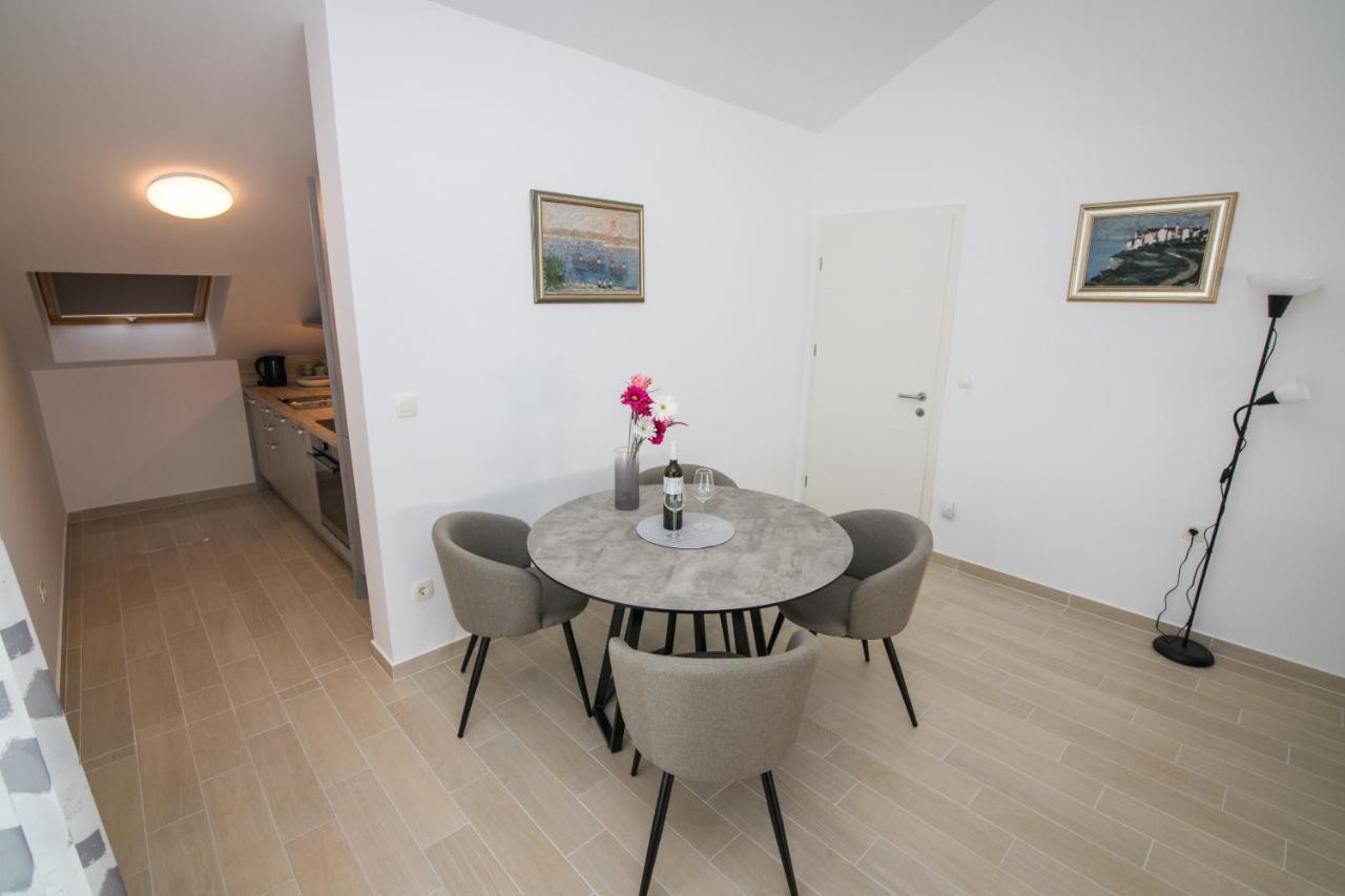Apartment Skylight コストレナ エクステリア 写真